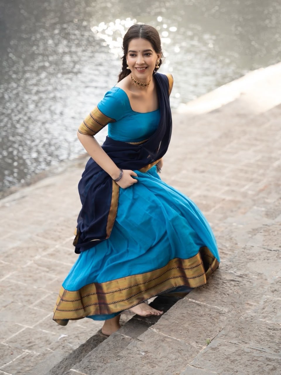 Kanjivaram Silk Lehenga Choli with Zari Weaving Dupatta Wedding Wear